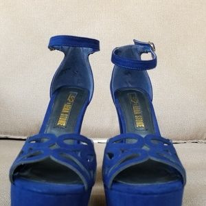 Leila Stone Platform Sandals